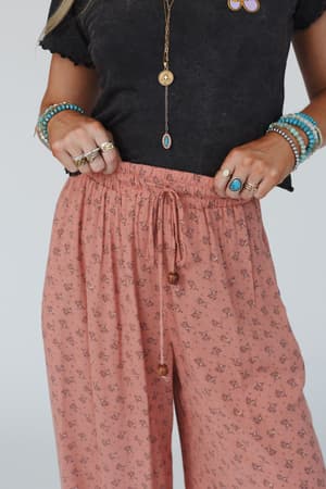 emberlyn-wide-leg-cinched-pants-clay/Clay