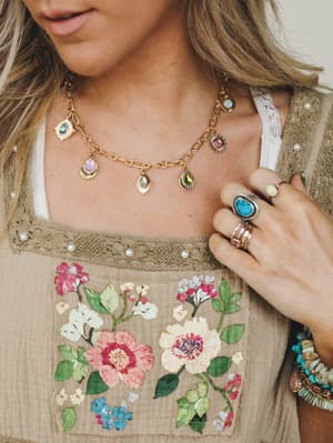 Jewel Charm Necklace - Multi OS / Multi