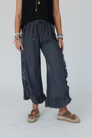 Drift Wave Ruffle Wide Leg Pants: undefined