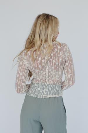get-real-lace-top-ivory/Ivory