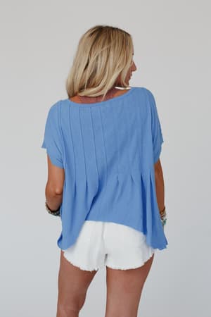 sweet-pleats-top-black/Blue