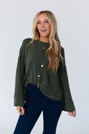 love-it-v-neckline-textured-top-olive/Olive