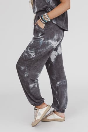 the-nest-serene-sky-pants-black/Black