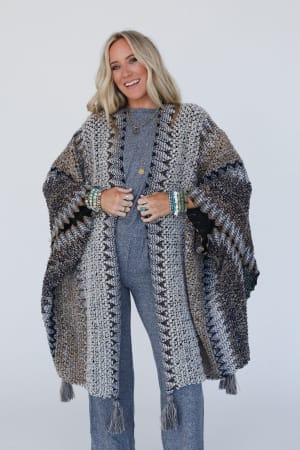 desert-dreams-crochet-ruana-khaki/Taupe