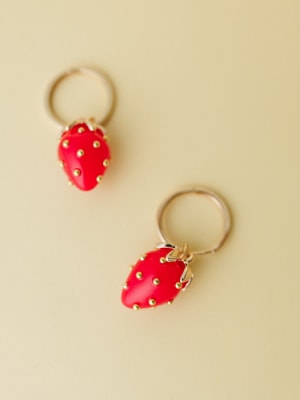 Strawberry Earrings: undefined