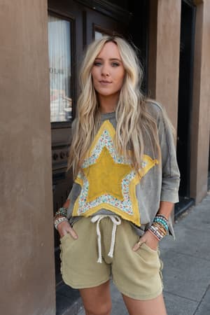 floral-starburst-top-ash/Ash