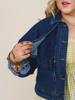 Heroine Harmony Removeable Cape Denim Jacket - Denim M / Denim