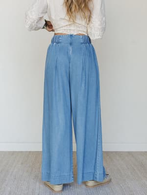 Night Drive Jeans - Medium Wash M / Medium Wash