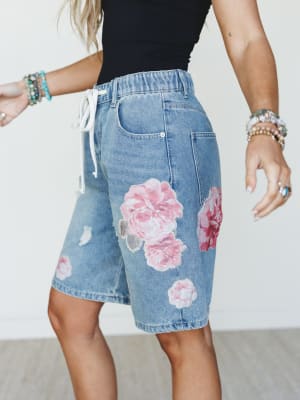 Petal Party Shorts - Denim L / Denim