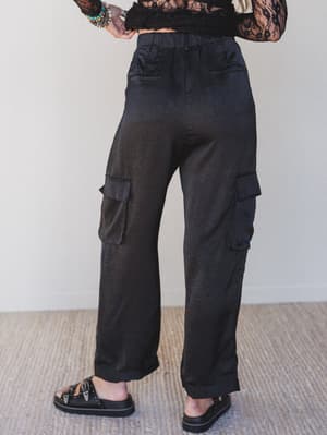 Stealing The Show Satin Pants - Black XL / Black