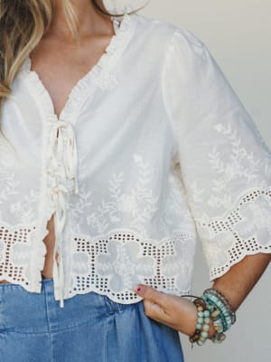 Sweet Pea Floral Embroidered Blouse - Ivory XL / Ivory