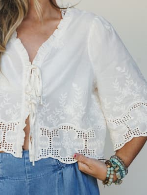 Sweet Pea Floral Embroidered Blouse - Ivory XL / Ivory