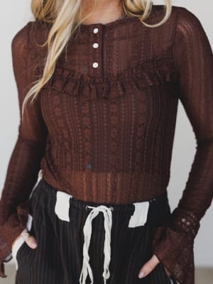 Quaint Darling Lace Long Sleeve Top - Chocolate XL / Chocolate