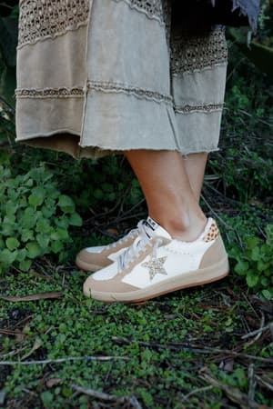 Cosmic Star Sneakers: undefined