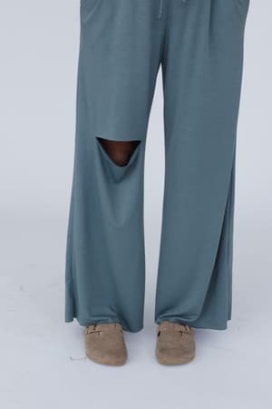cora-wide-leg-pants-light-olive/Light Olive
