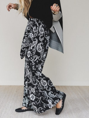 Dreamers Retreat Printed Wide Leg Pants: undefined