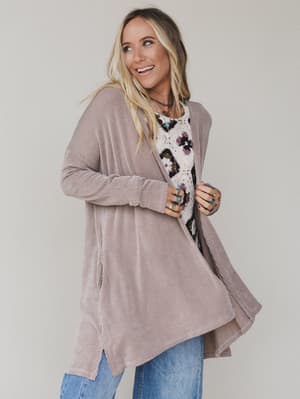 the-nest-classic-layers-cardigan-acorn/Acorn