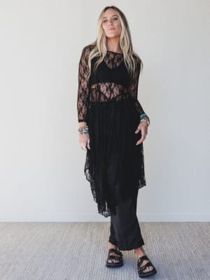 sunstone-vale-dress-black/Black