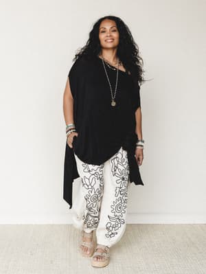 the-wren-oversized-tunic-top-black-1/Black