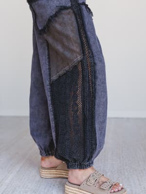 lace-daze-pants-black/Black