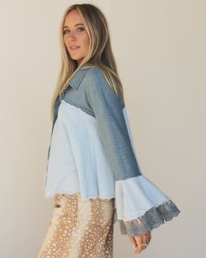 Flutter Fly Bell Sleeve Top - Blue XL / Blue