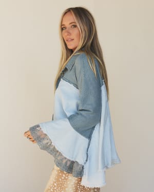 Flutter Fly Bell Sleeve Top - Blue XL / Blue