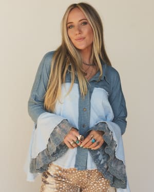 Flutter Fly Bell Sleeve Top - Blue XL / Blue