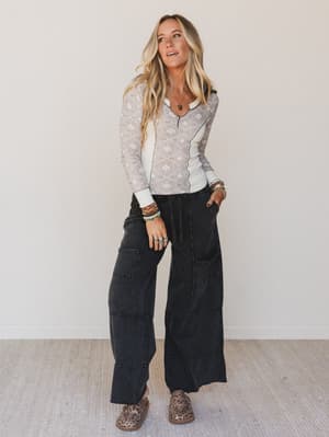 lucky-one-wide-leg-full-pant-black/Charcoal