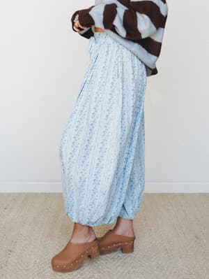 Color Threads Denim Pants - Denim