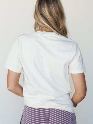 happy-mama-tee-ivory/Ivory