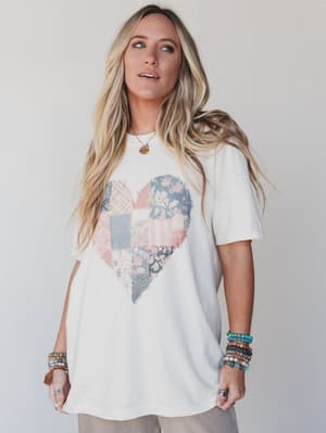 The Nest Patches Of Love Graphic Tee - Ivory XL / Ivory