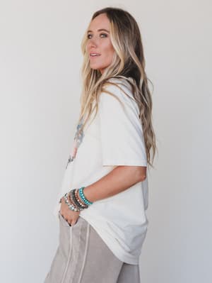 The Nest Patches Of Love Graphic Tee - Ivory XL / Ivory