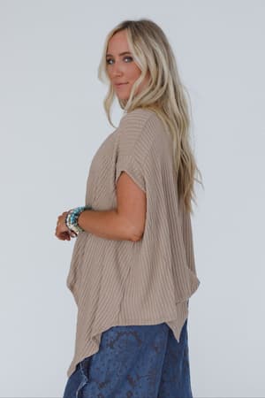 everleigh-textured-tunic-top-taupe/Taupe