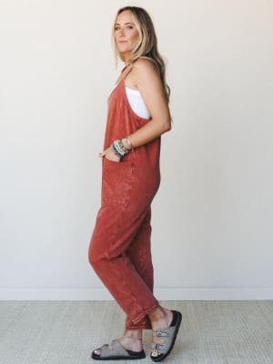 brooke-pocket-jumpsuit-rust/Rust