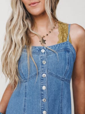 Small Town Girl Dress- Light Wash L / Light Wash