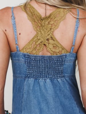 Small Town Girl Dress- Light Wash L / Light Wash