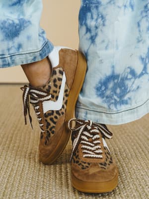 Destiny Sneaker: undefined