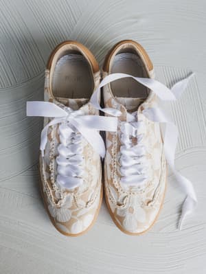 Sand Dune Sneakers: undefined