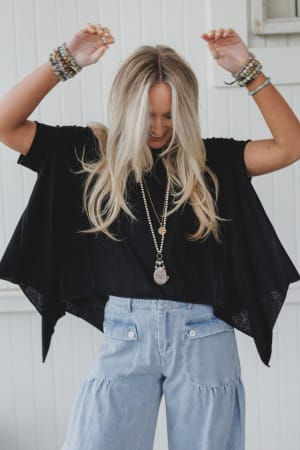 wanderlight-top-black/Black