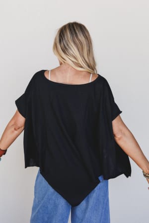 cottage-bloom-crochet-top-black/Black