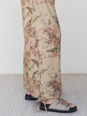 Season of Florals Pants - Tan L / Tan