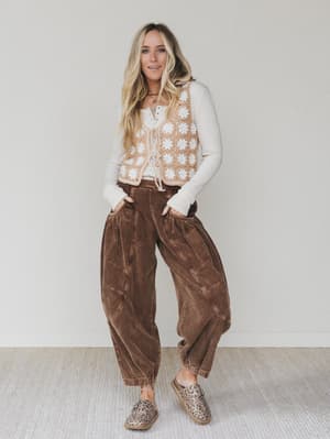 the-nest-nora-gathered-barrel-corduroy-pant-brown/Brown