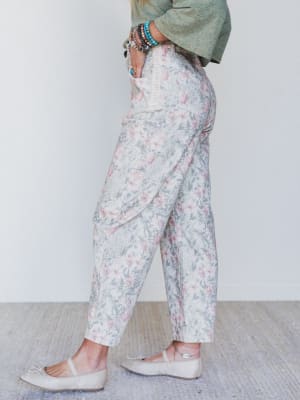 Antoinette Barrel Jeans - Khaki Floral L / Khaki Floral
