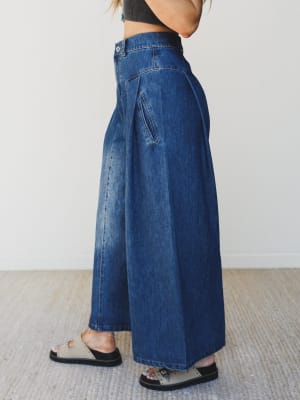 Let Love In Jeans - Denim L / Denim