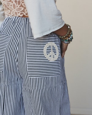 Peace Out Stripe Jeans - Black L / Black