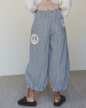 Peace Out Stripe Jeans - Black L / Black