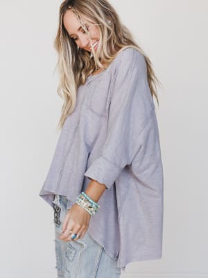 landon-oversized-top-lavender/Lavender