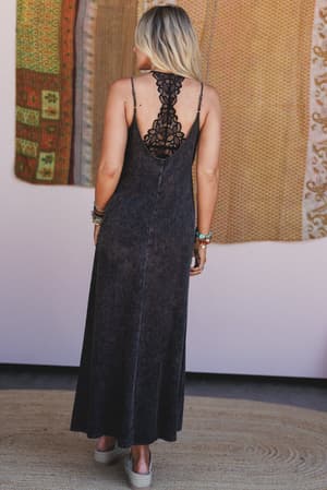 wild-bay-maxi-dress-ash-black/Ash Black