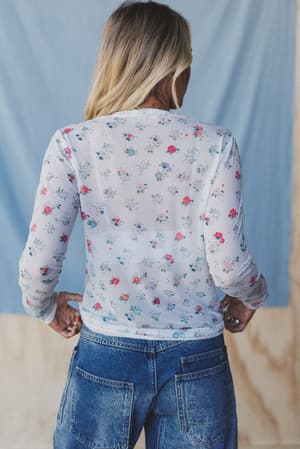 the-nest-made-you-blush-floral-top-ivory/Ivory