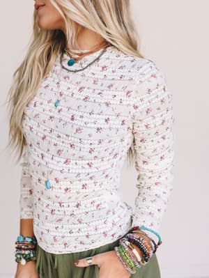 peach-blossom-floral-top-cream/Cream